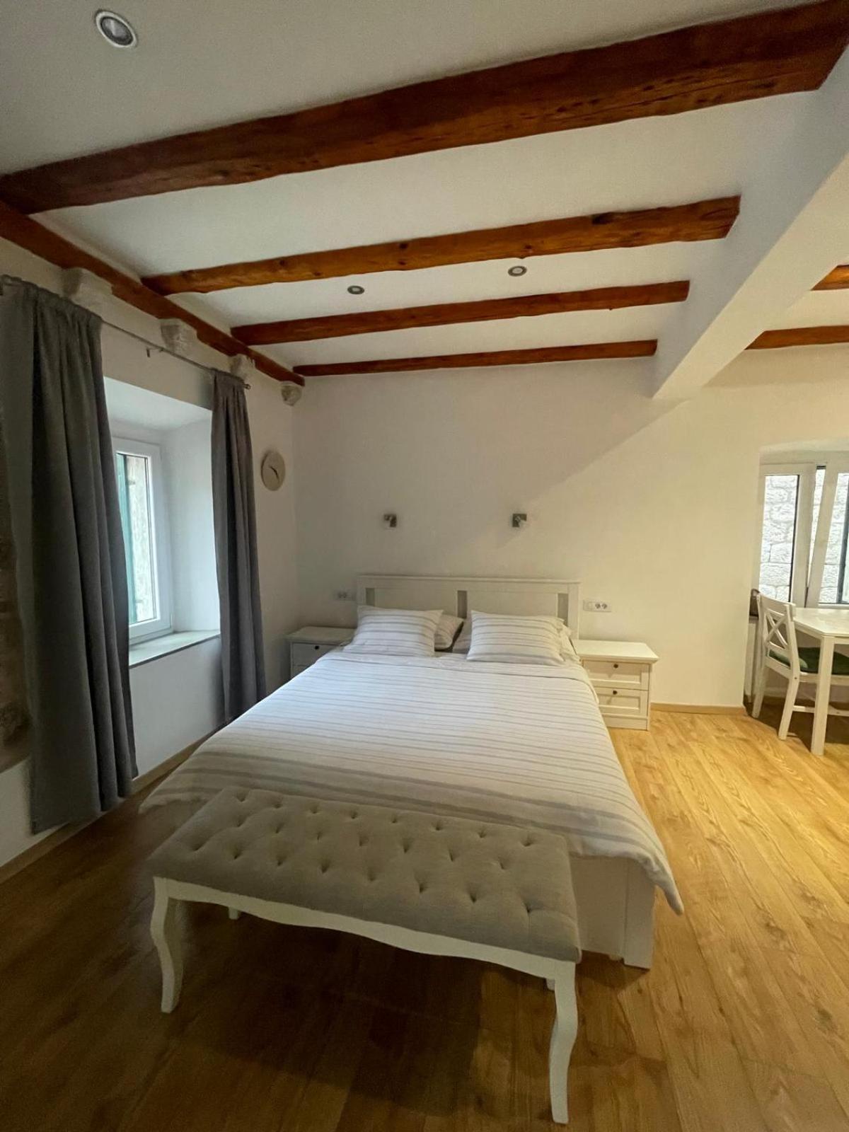 Nocturno Appartement Dubrovnik Buitenkant foto