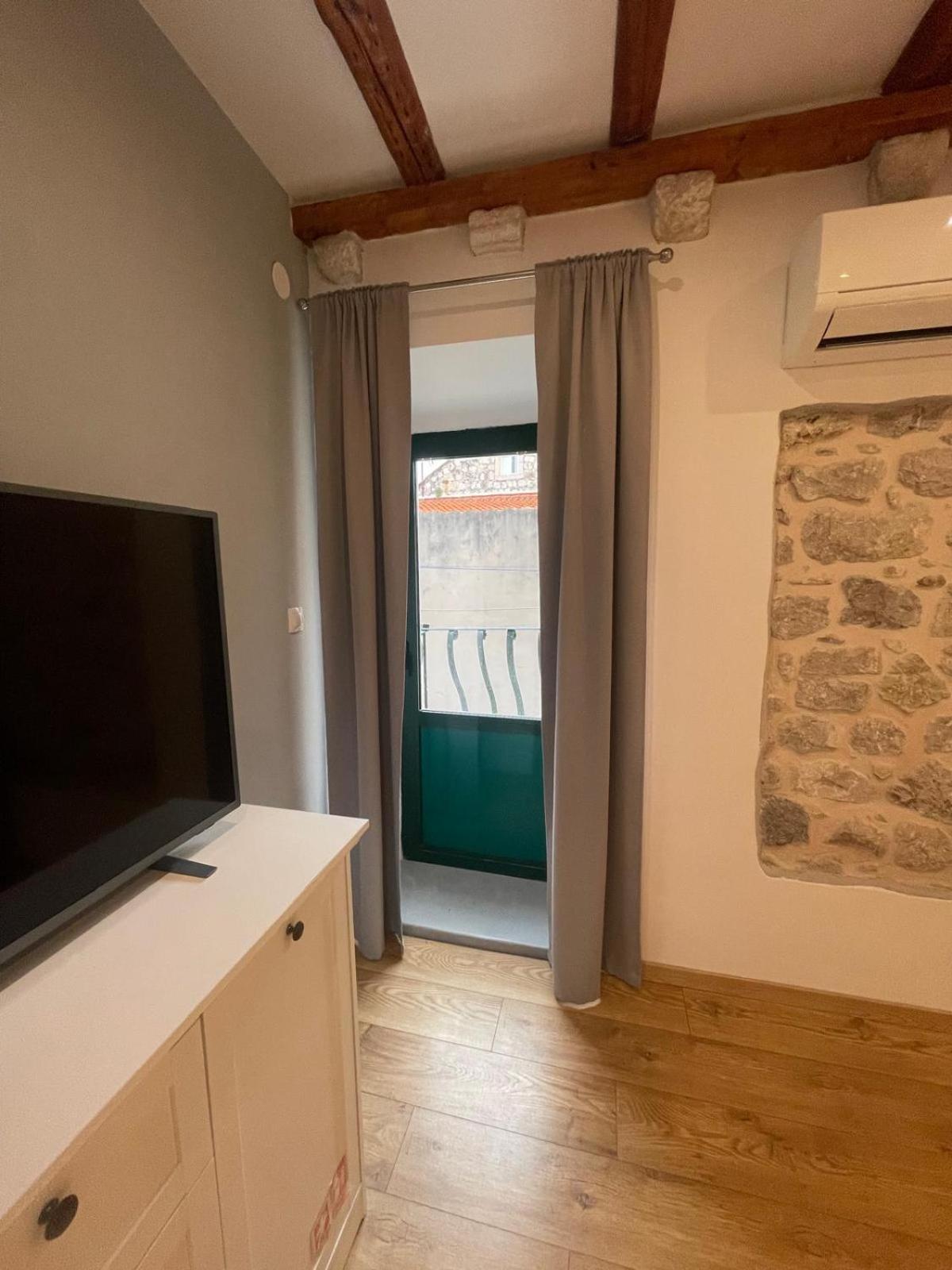 Nocturno Appartement Dubrovnik Buitenkant foto