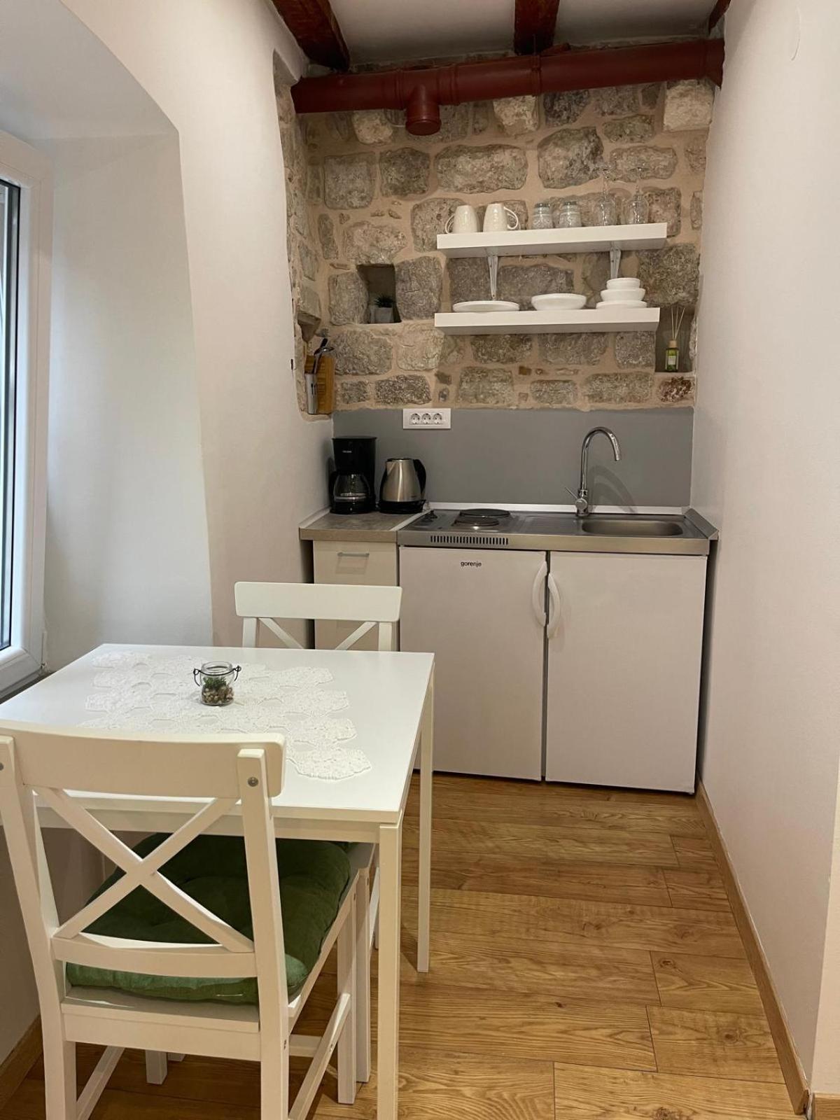 Nocturno Appartement Dubrovnik Buitenkant foto