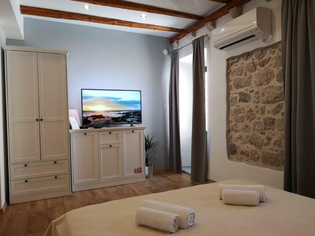 Nocturno Appartement Dubrovnik Buitenkant foto