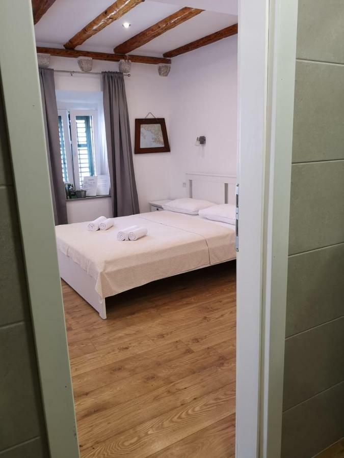 Nocturno Appartement Dubrovnik Buitenkant foto